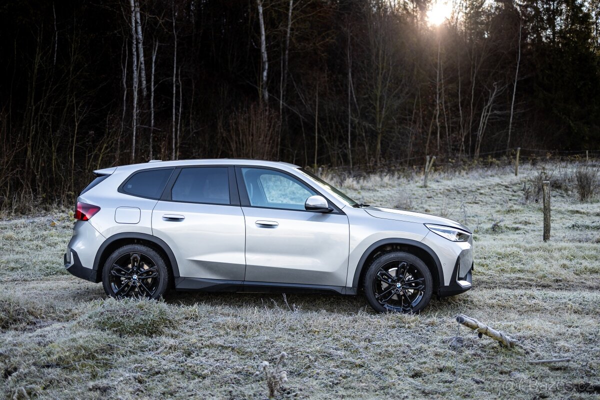 BMW IX1 e Drive20 elektromobil 2024, 9500km - 7