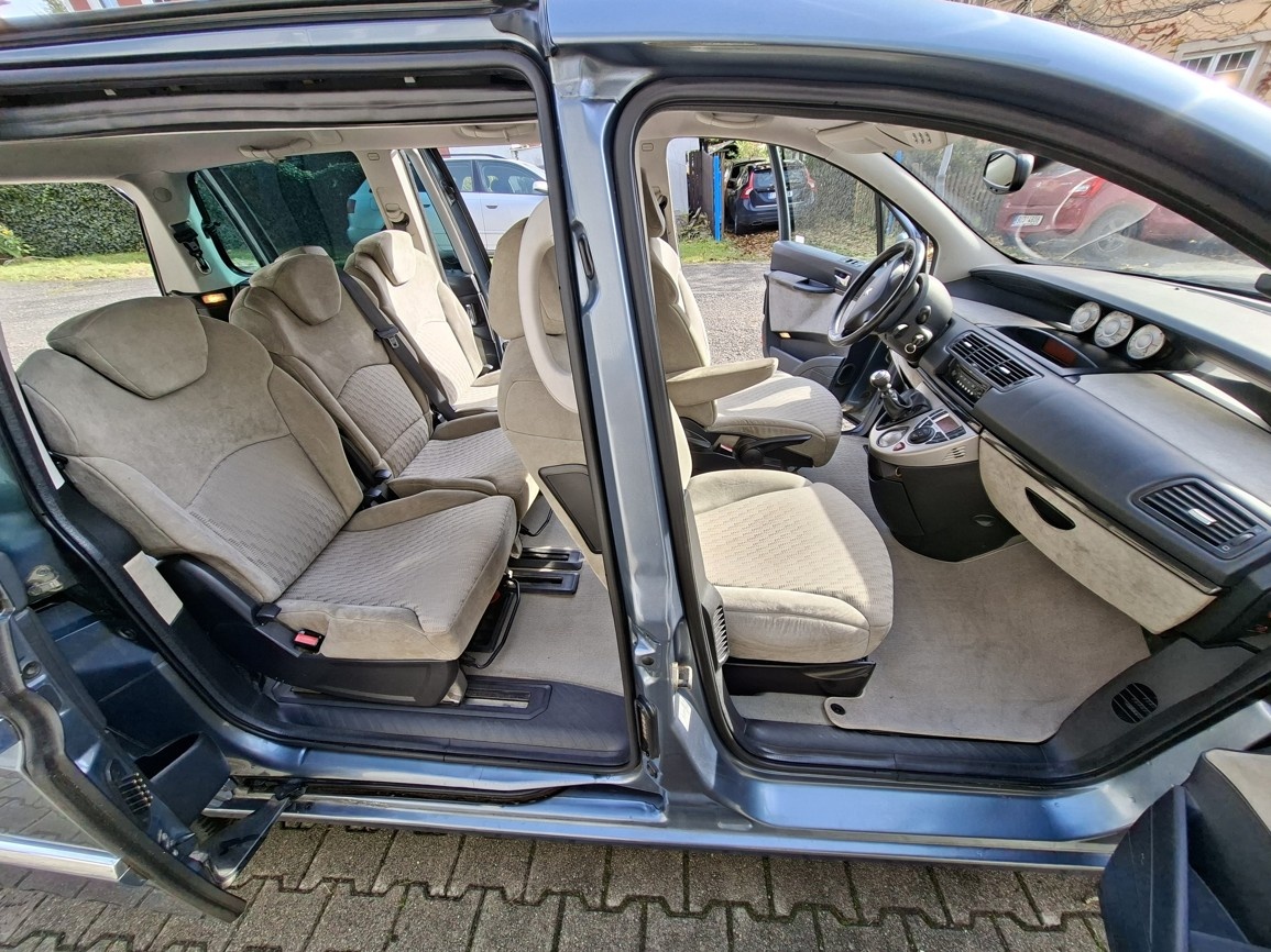 PEUGEOT 807, 2.0 HDI. r.v. 2009, 256 000 km, TP 10/2027 - 7