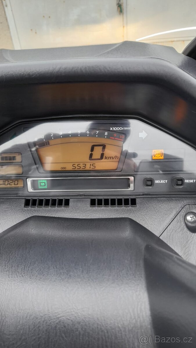 Suzuki Burgman 650 - 7