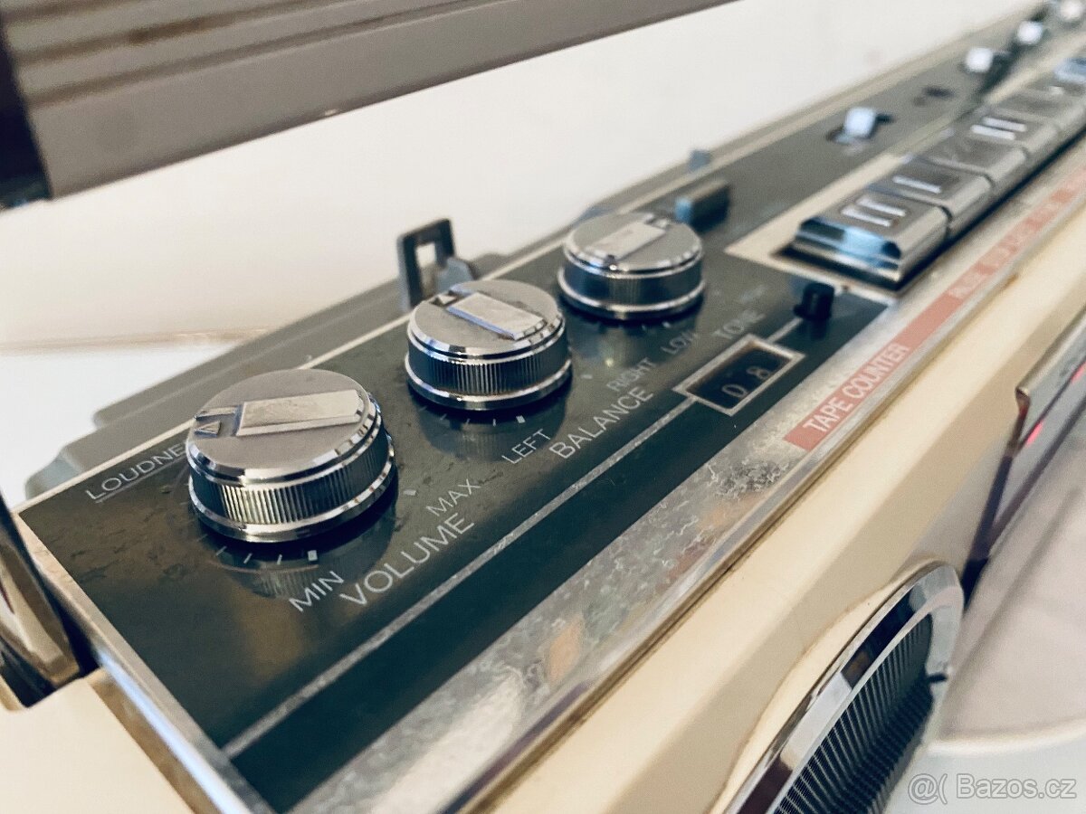 Radiomagnetofon Sharp QT 77 HW, rok 1984 - 7