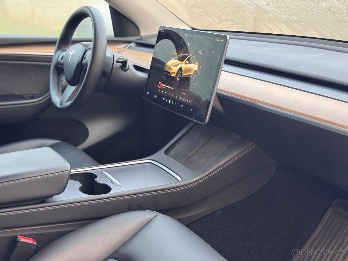 Tesla model Y Dual Motor LR AWD - 7