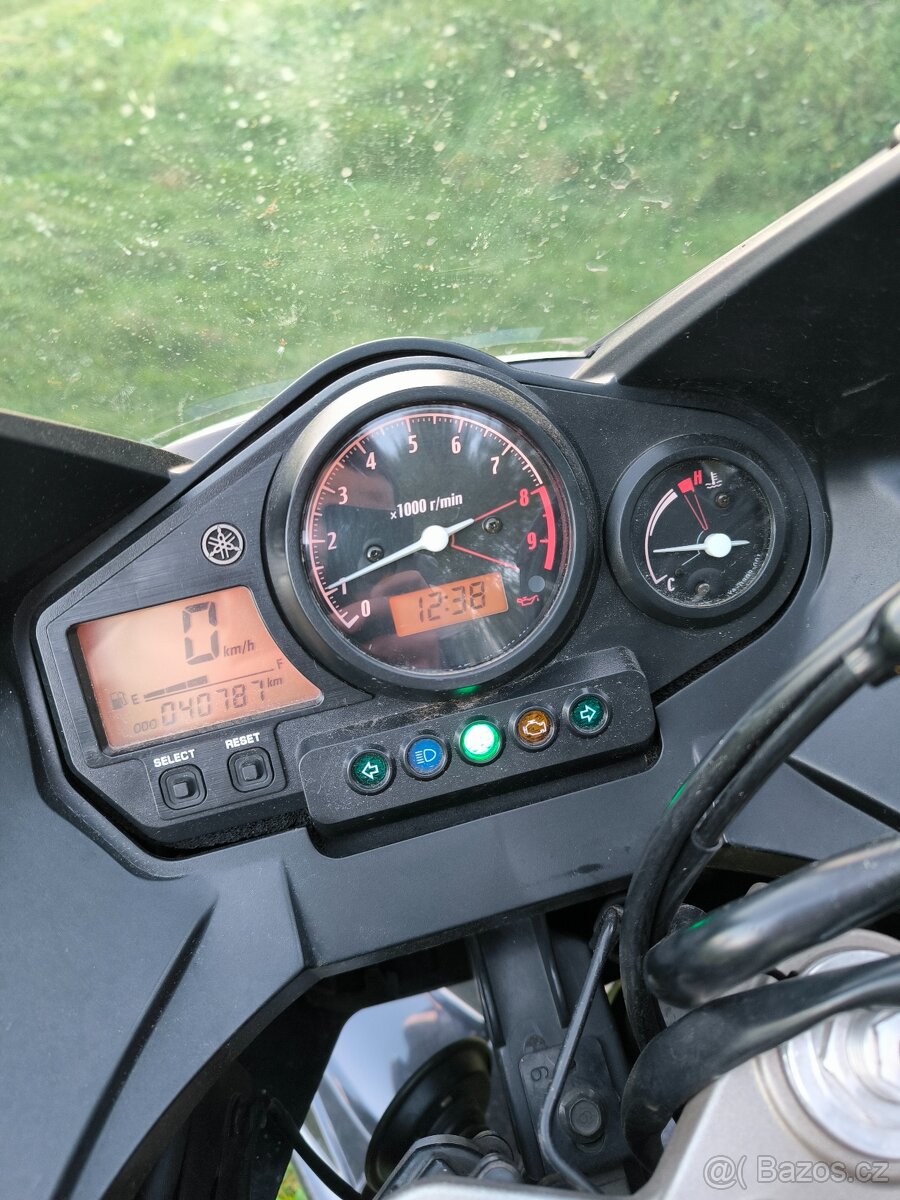 YAMAHA TDM 900 - 7
