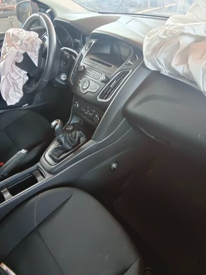 Prodam náhradní díly FORD FOCUS 2015 - 7