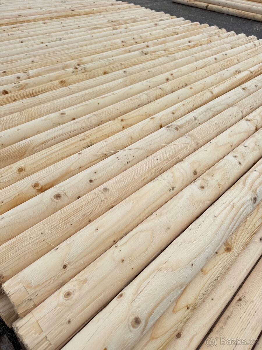 Dřevěné kůly - palisády - 7