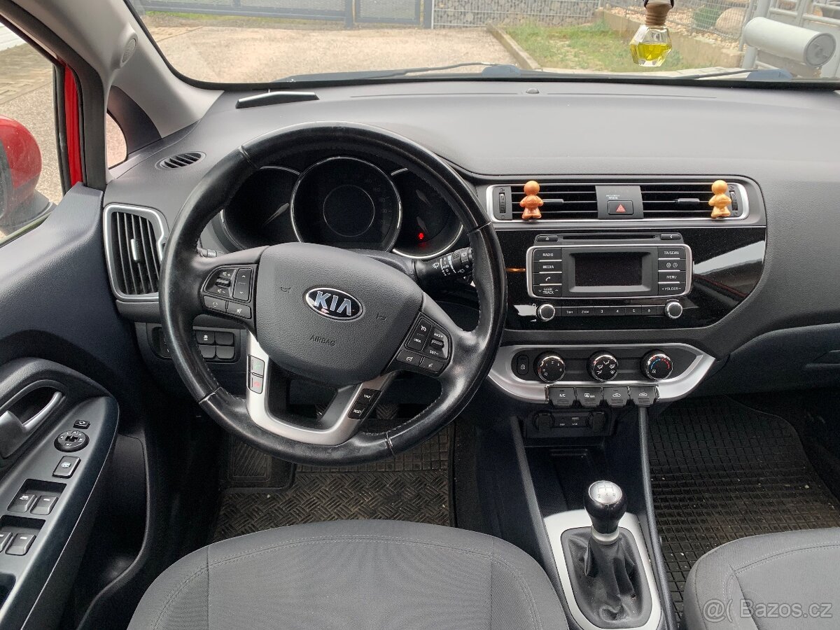Kia Rio 1,25 - 7