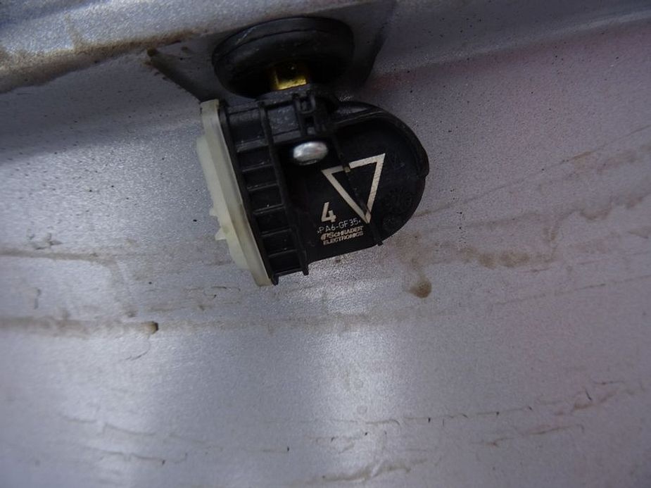 Alu disky originál Opel 18", 5x105, ET 38, šíře 7J - 7