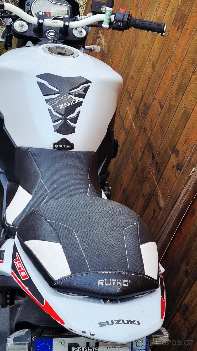 SUZUKI GSR 750 2014 - 7