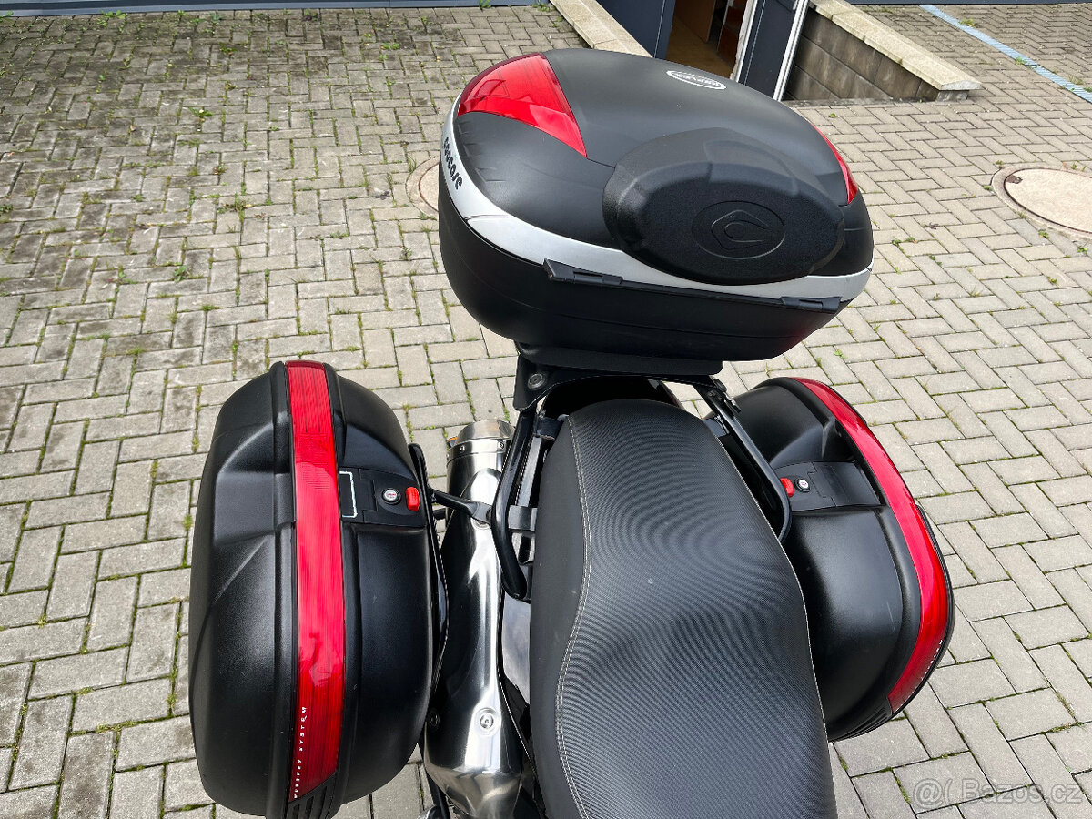 Triumph Tiger 1050 - 7