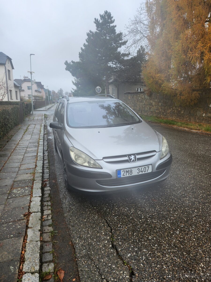 Peugeot 307 2.0hdi 66kw rok 2003 nová stk,zimní pneu,tažné - 7
