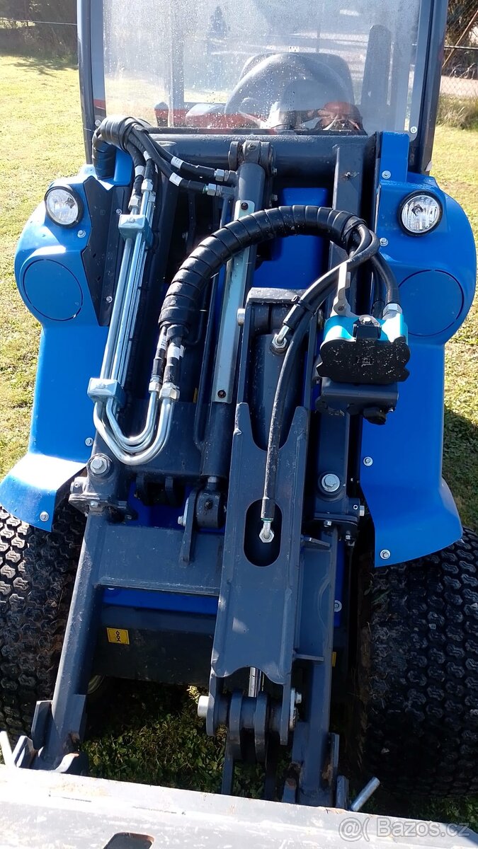 Multifunkční nakladač MultiOne 5.2 K - 7