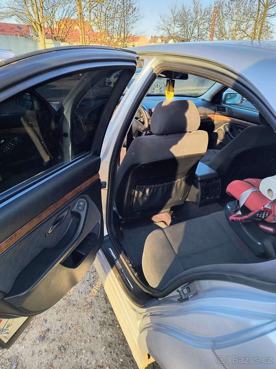 BMW 520i /110 kw/ Automatická převodovka - 7