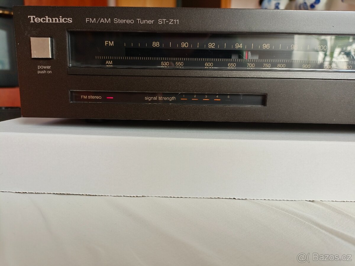Technics ST-Z11 a M 205 - 7