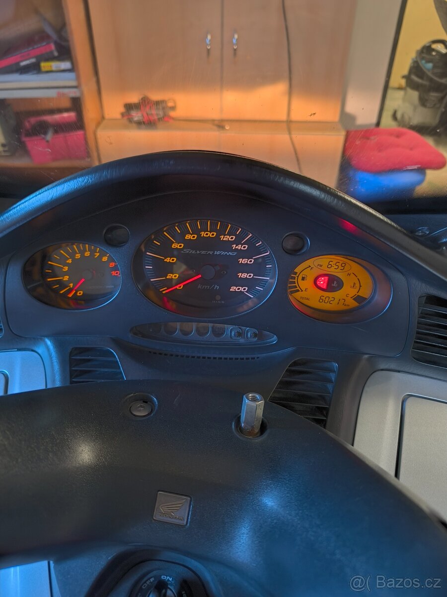 Honda Silver Wing 600 - 7