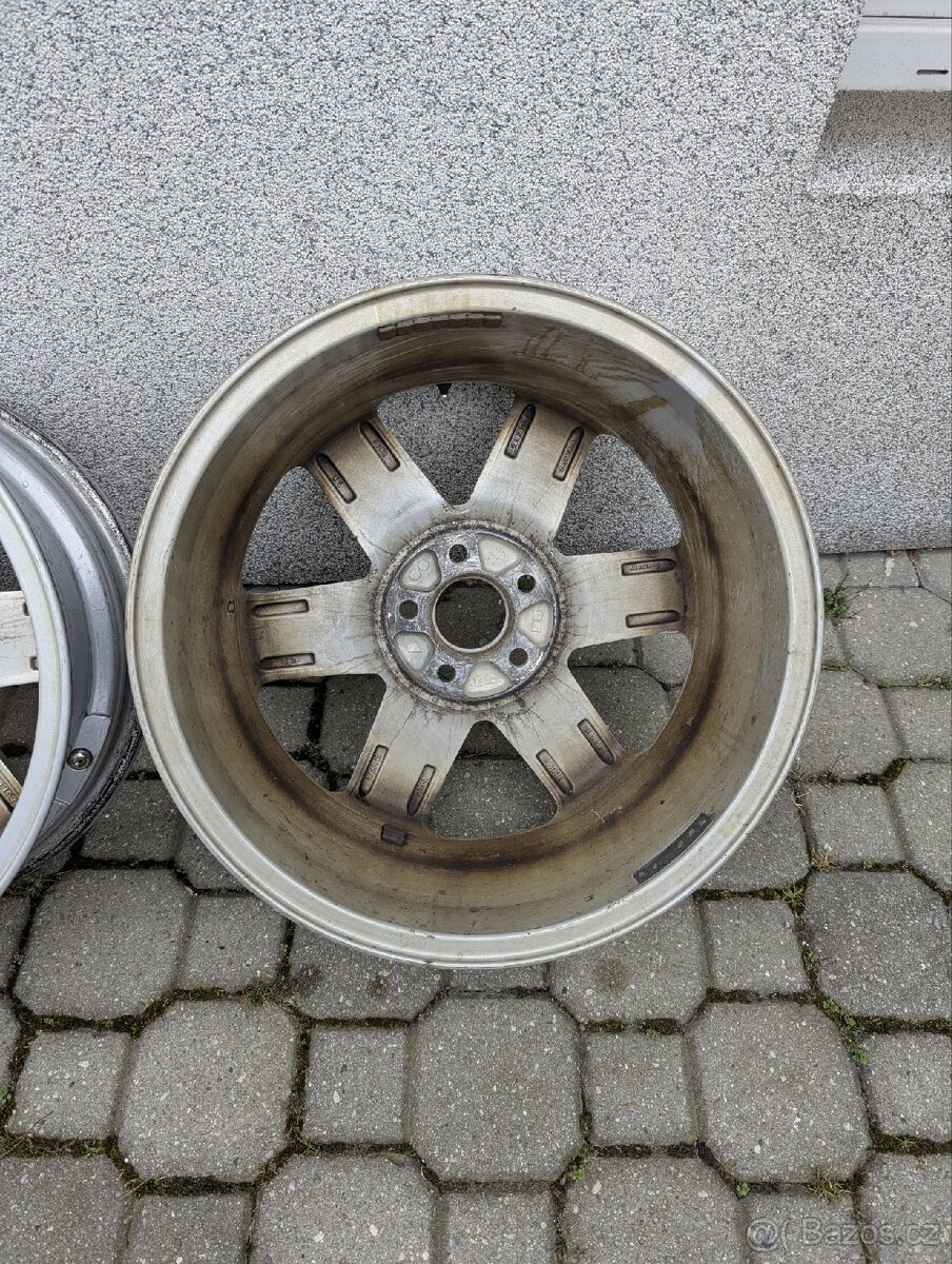 ALU disky 17" na Volvo - 7