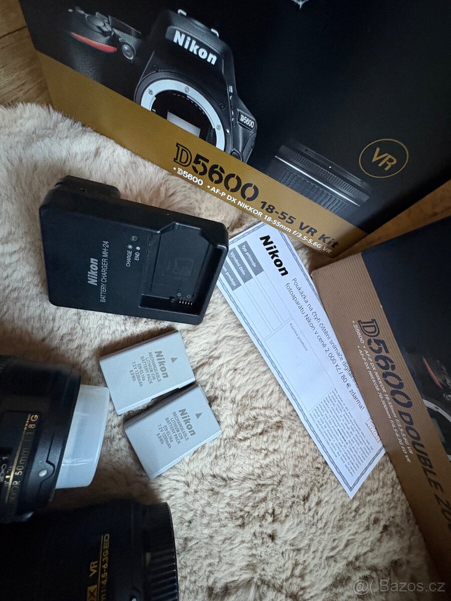 Fotoaparát nikon s příslušenstvím - 7
