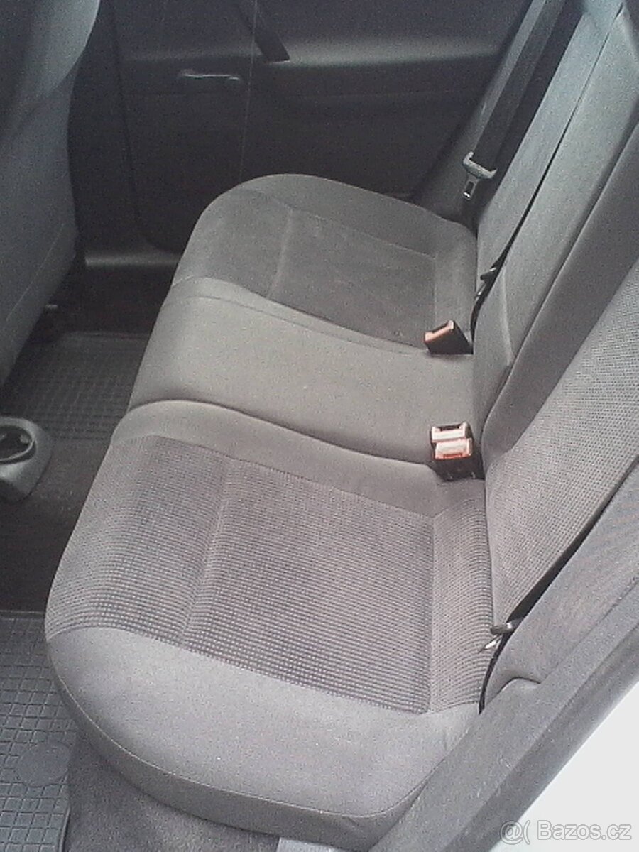 vw polo 1.4,55kw,r.v.11-04,177000km. - 7