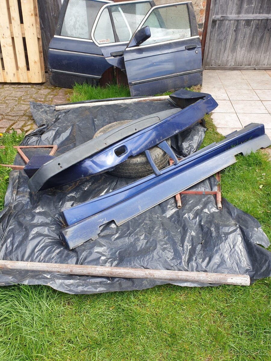 BMW E30 325e (2.7i Eta) - 7