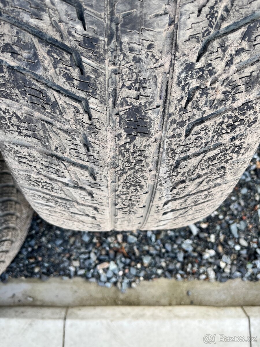 Zimní pneu 255/55 r19 - 7