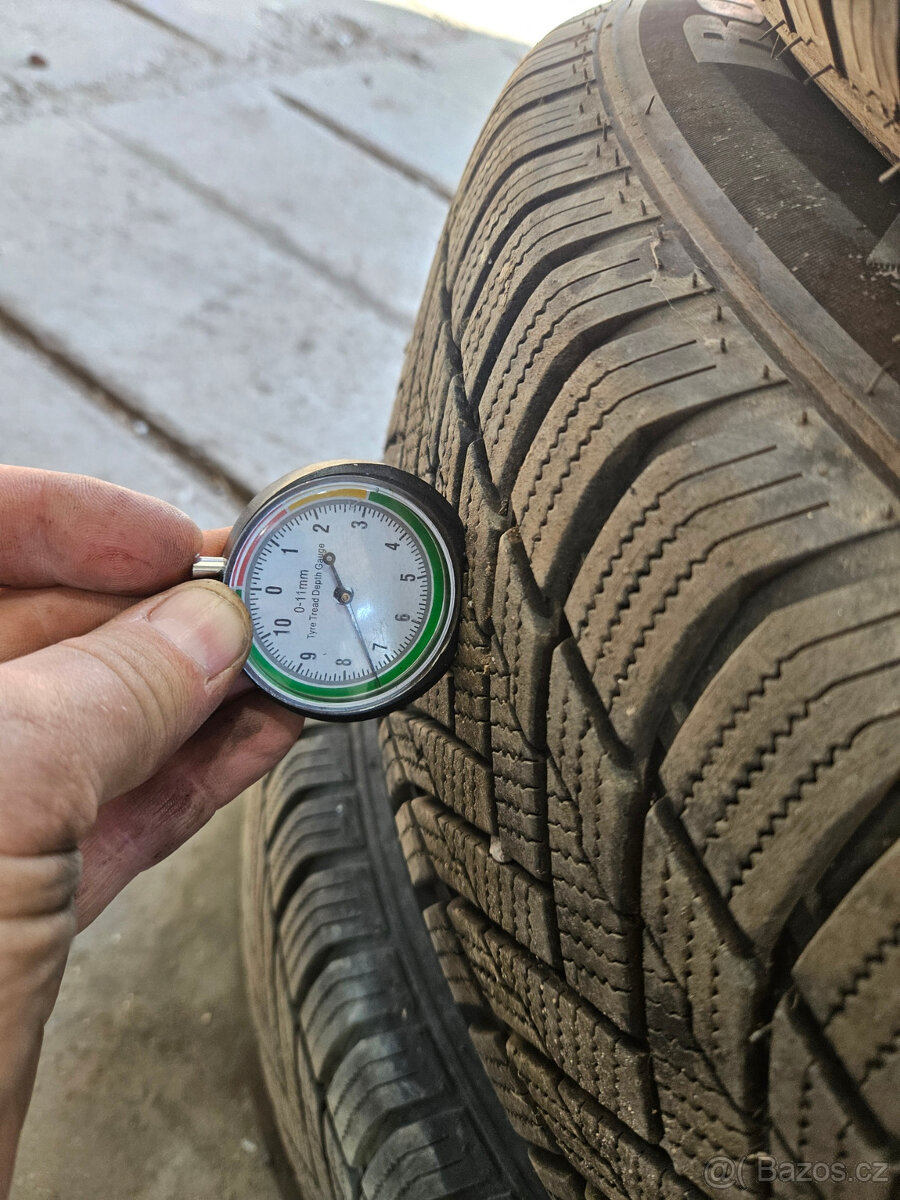 Sada disku 5x139,7mm s pneu 205/70/15 - Jimny - 7