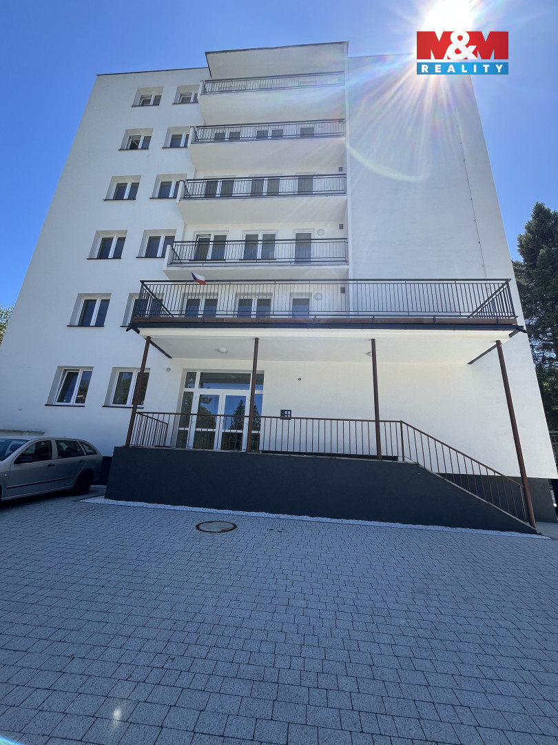 Pronájem bytu 2+kk, Kopřivnice, ul. Komenského - 7