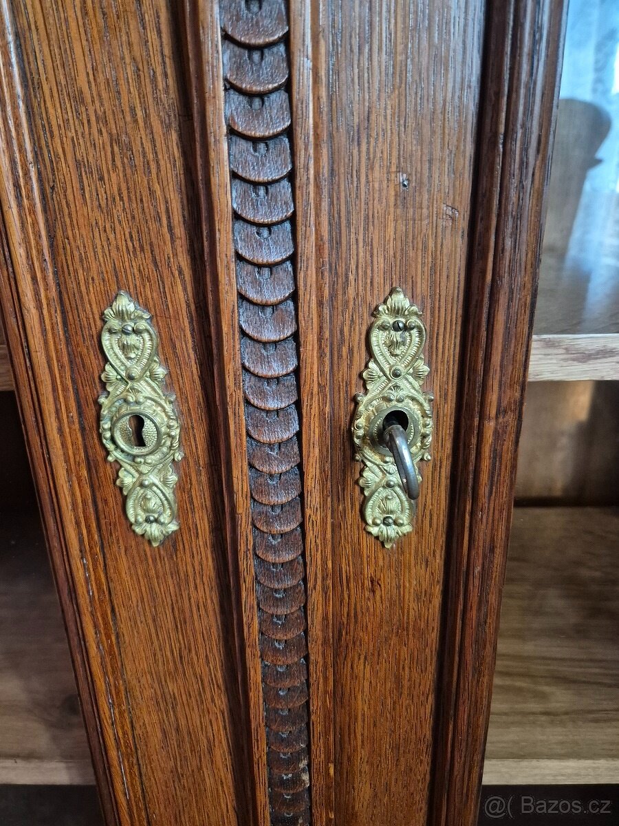 Prosklená starožitná skříň / knihovna / skleník / vitrína - 7