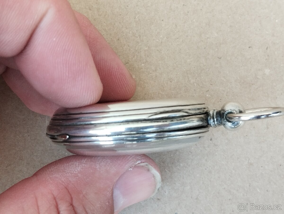 Stříbrné pánské gravír. kapesni hodinky - kličovky - 7