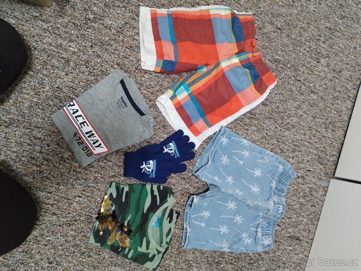 Dětské oblečení + slipy vel. 104 - 7