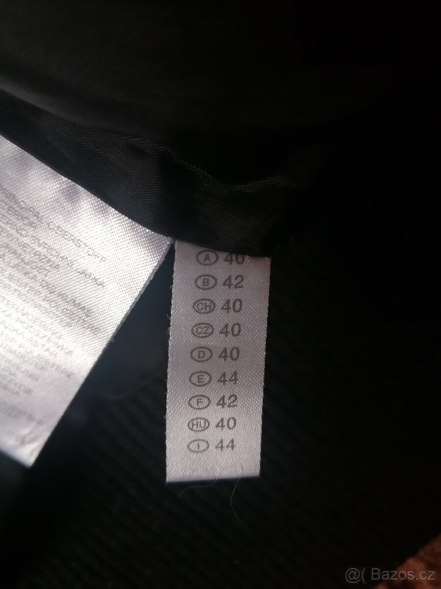 Dámská teplá černá vesta vel. 40 - 7