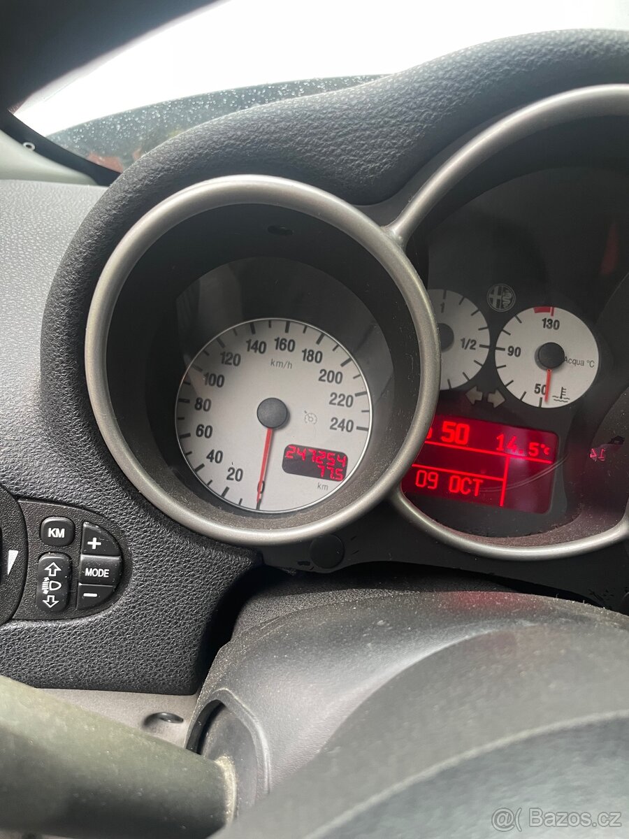 Alfa Romeo 147 1.9 jtd 85kw - 7