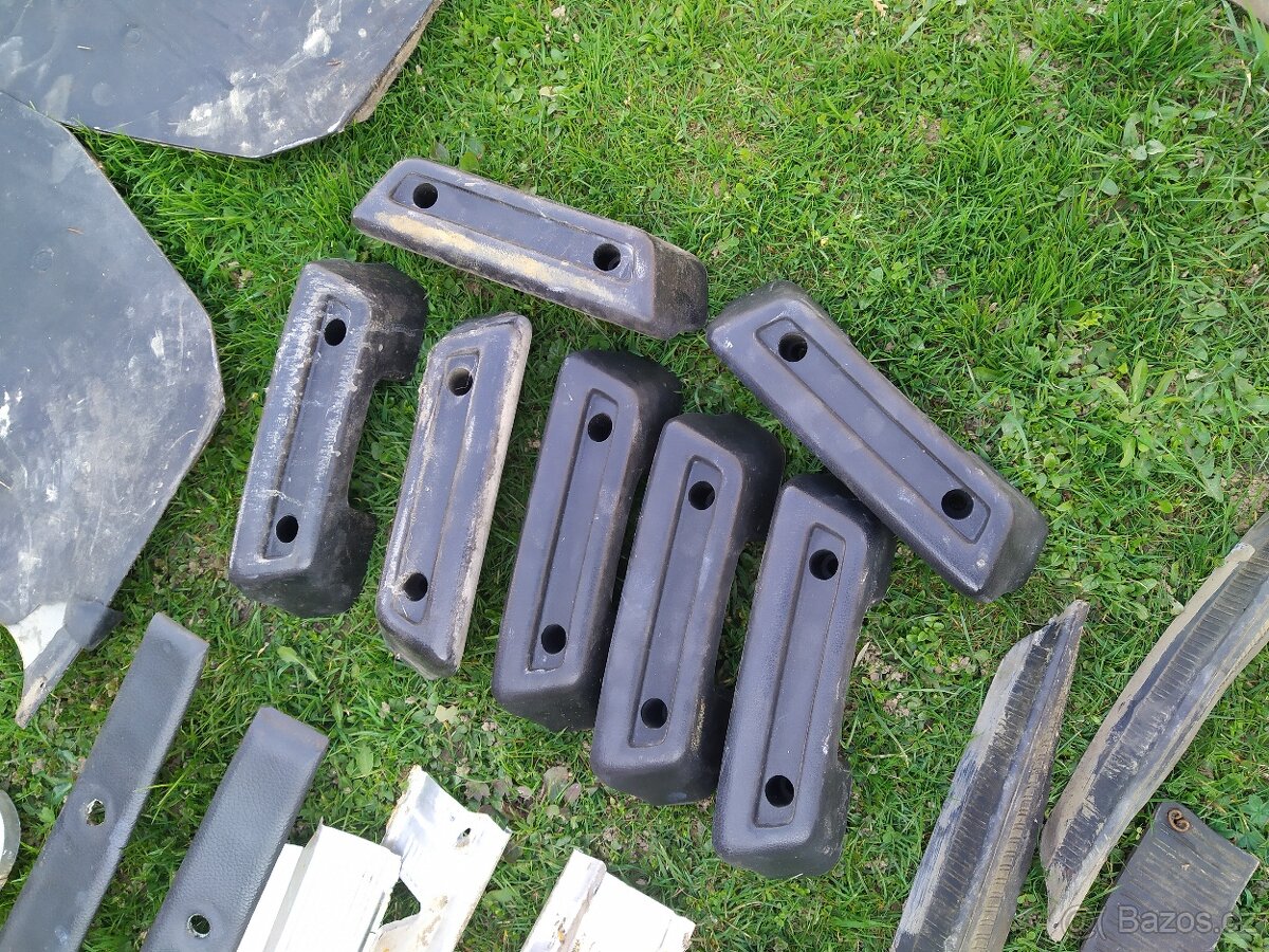 Moskvič mix dílů - 7