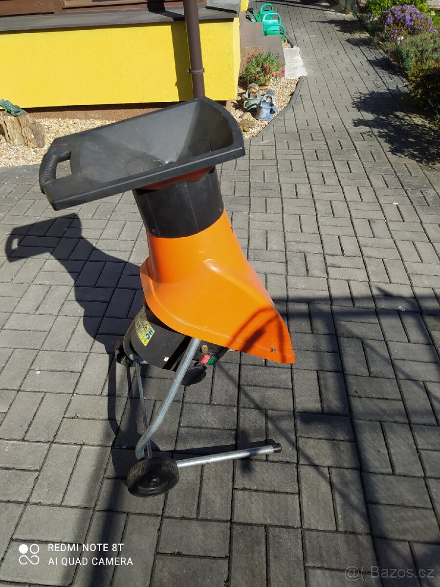 Drtič větví štěpkovač - 7