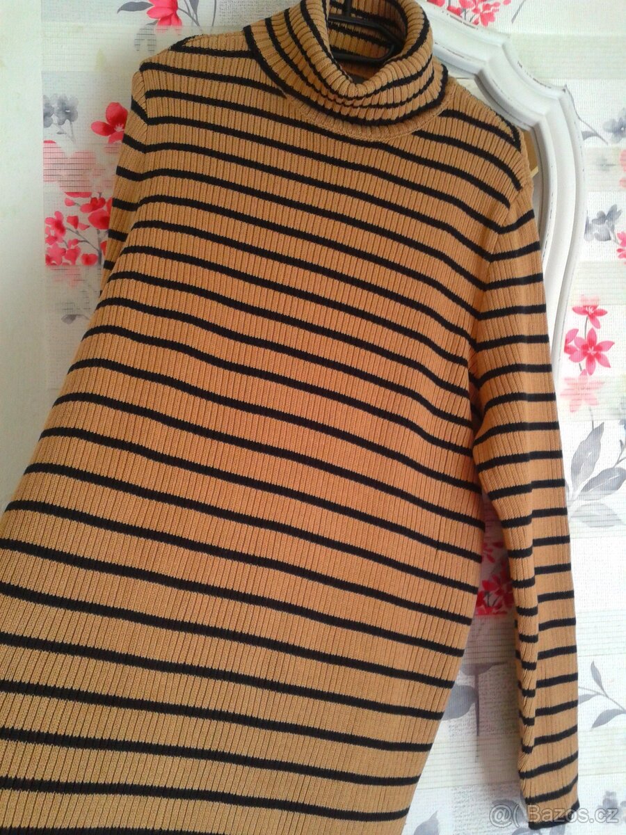Krásný delší rolákový svetr 46/50 - 7