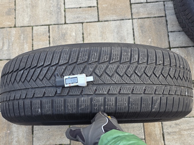 originál VW Touareg III Corvara 7,5x17" 5x112 ET18 s pneu - 7