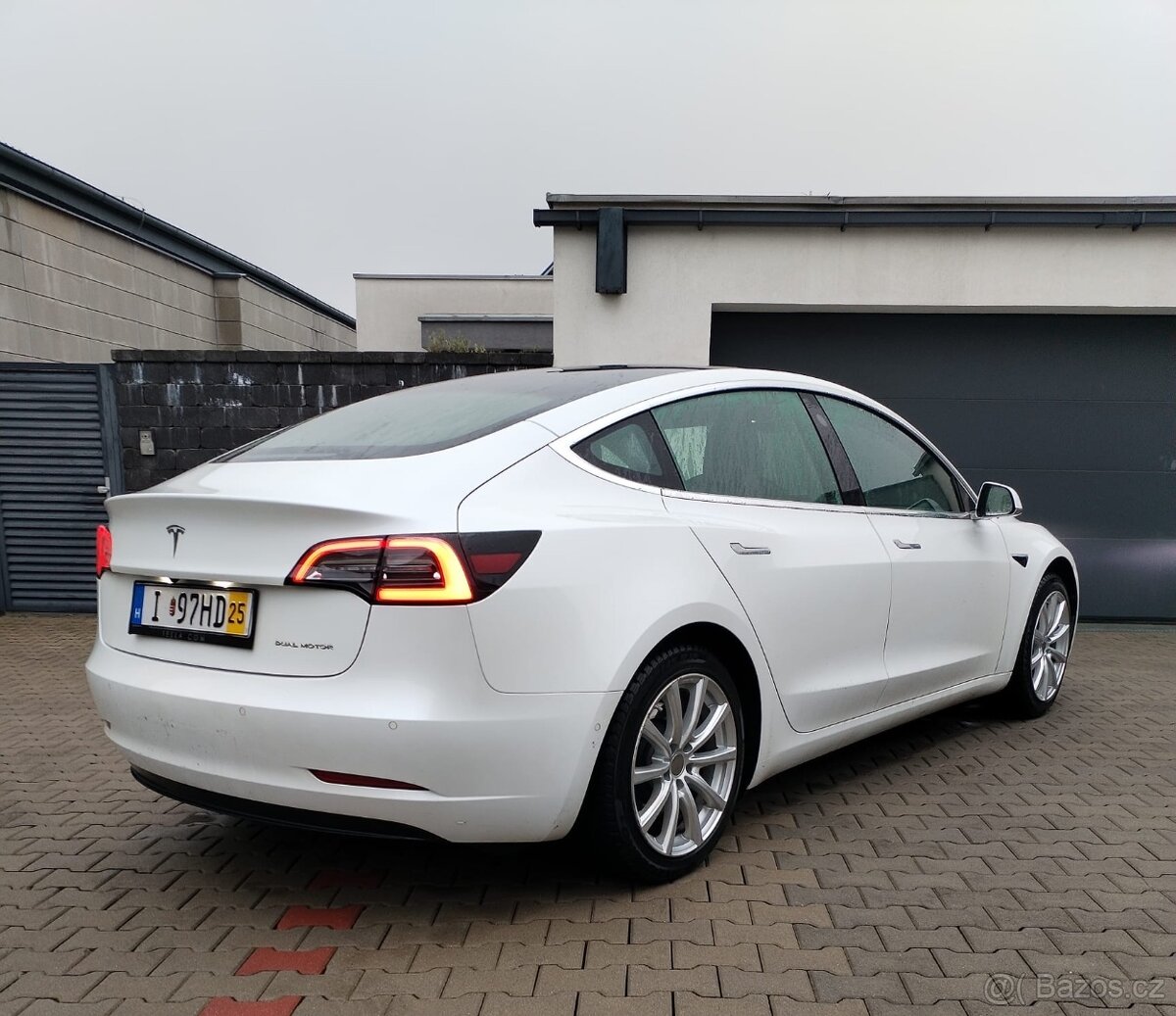 Tesla model 3 Long Range Dual Motor - 7