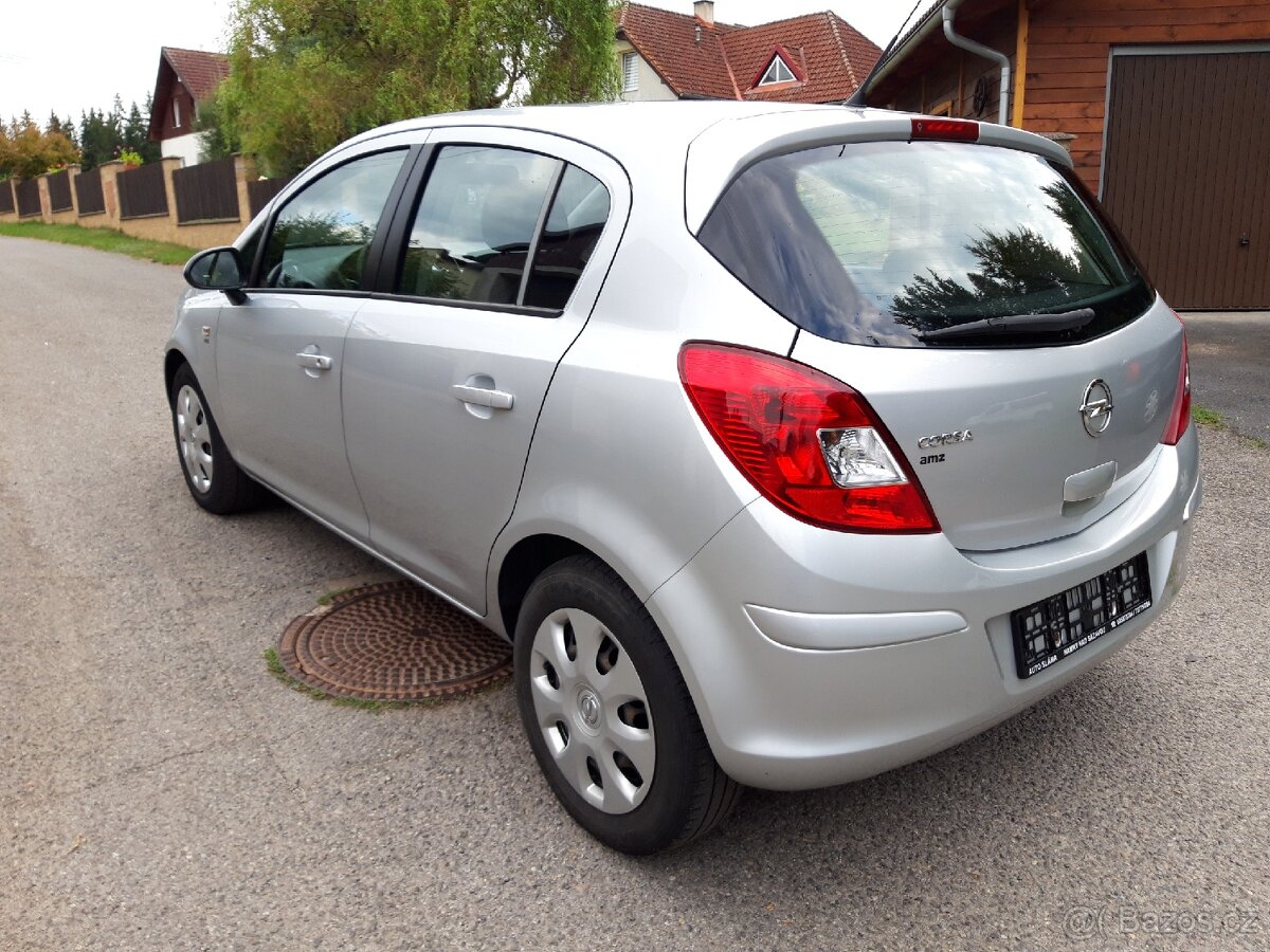 OPEL CORSA 1.4i 64KW - 7