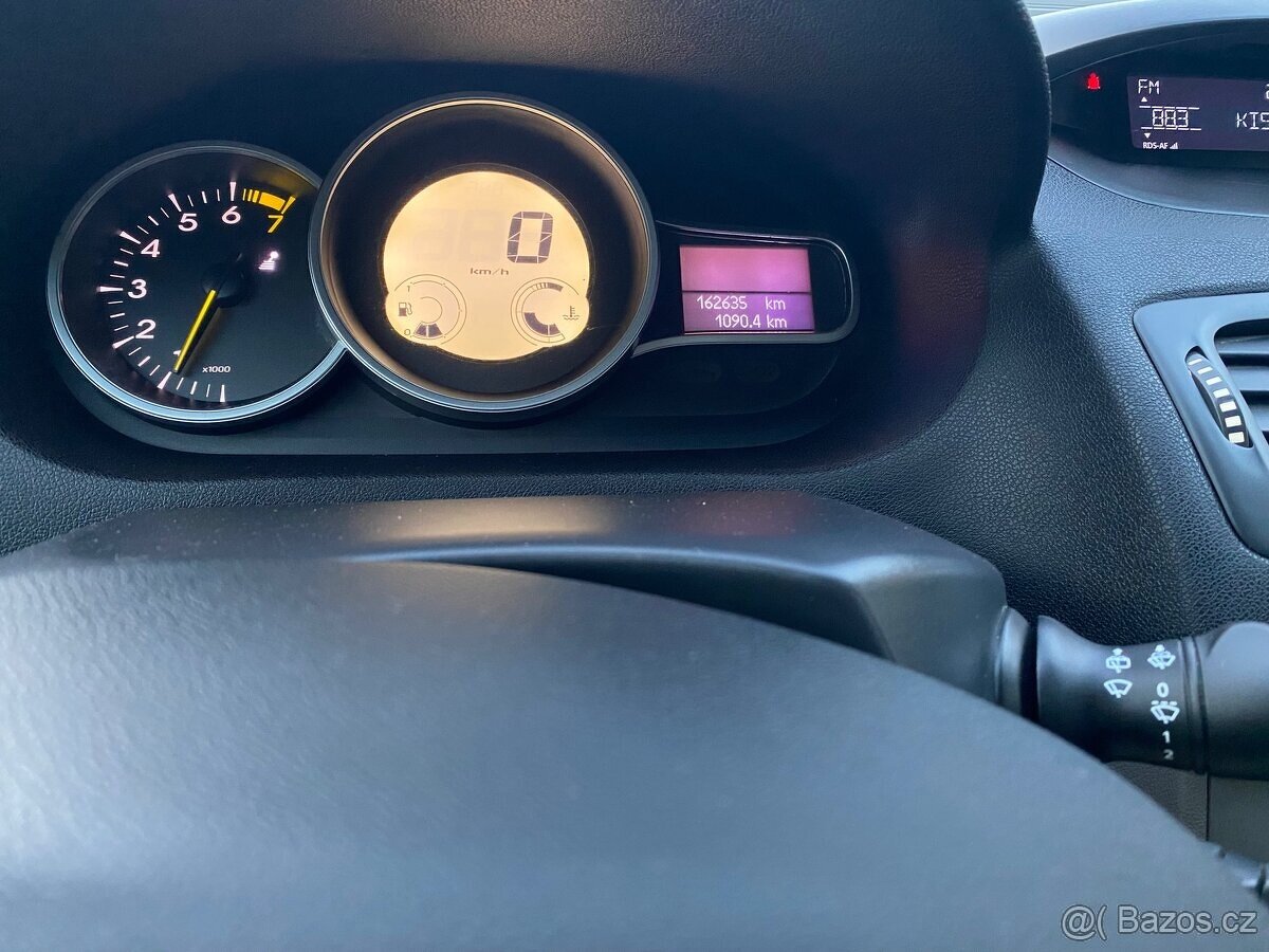 2010 Renault megane 1.6 benzin - 7