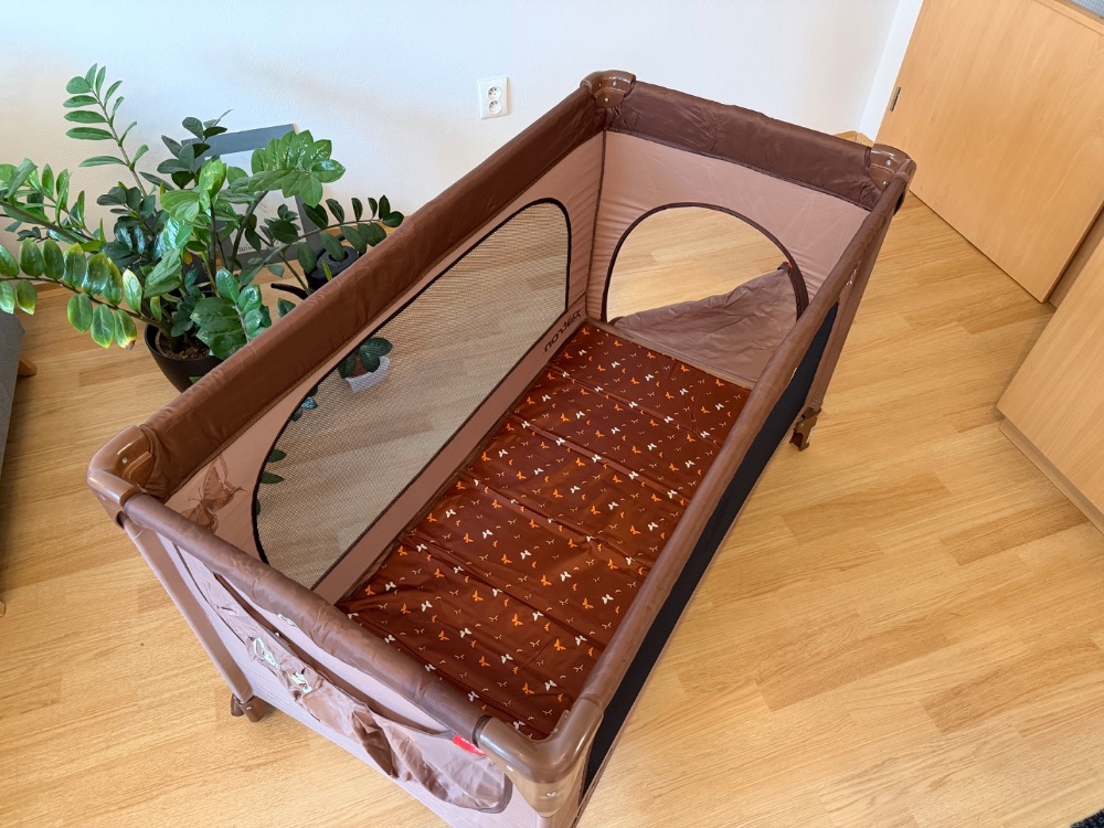 Přenosná dětská postýlka - 7