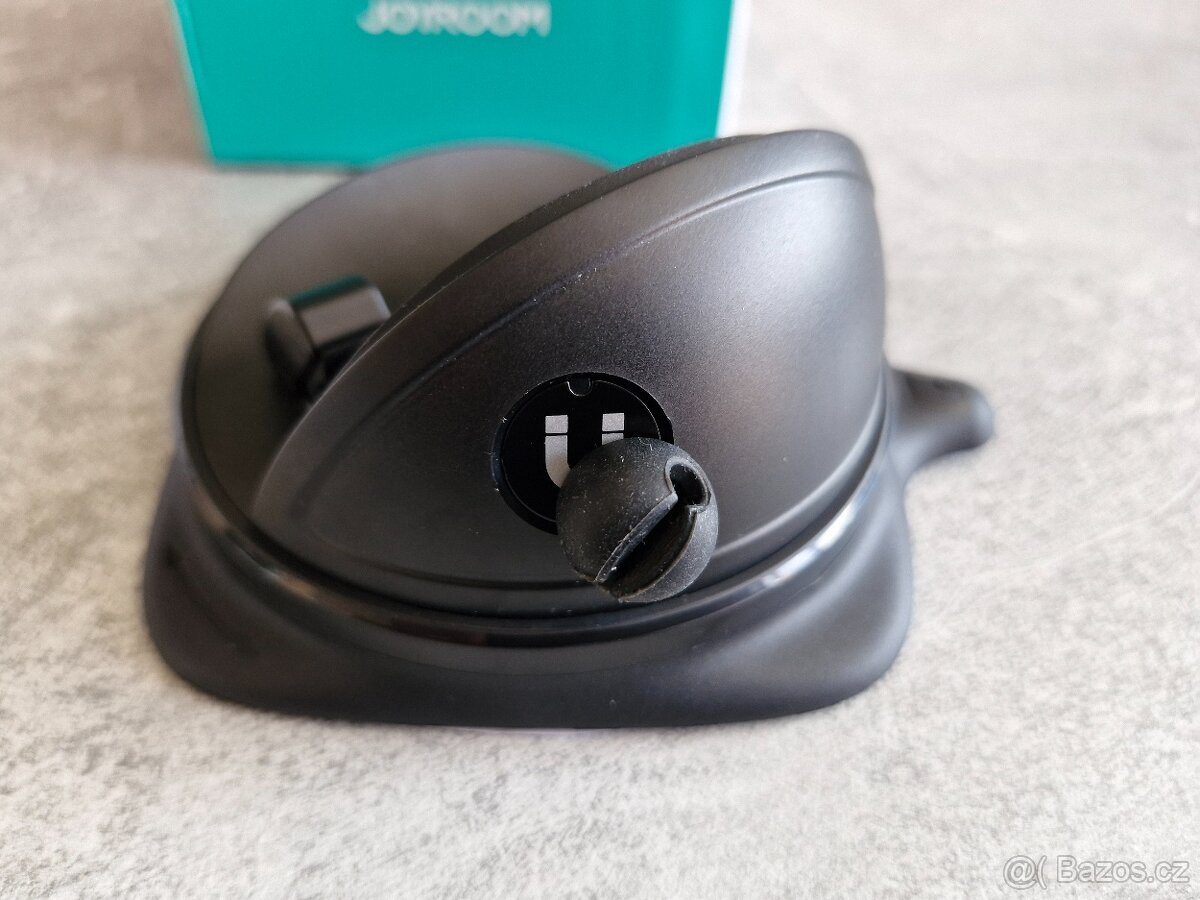 JOYROOM JR-ZS354 držák na mobil do auta, černý - 7