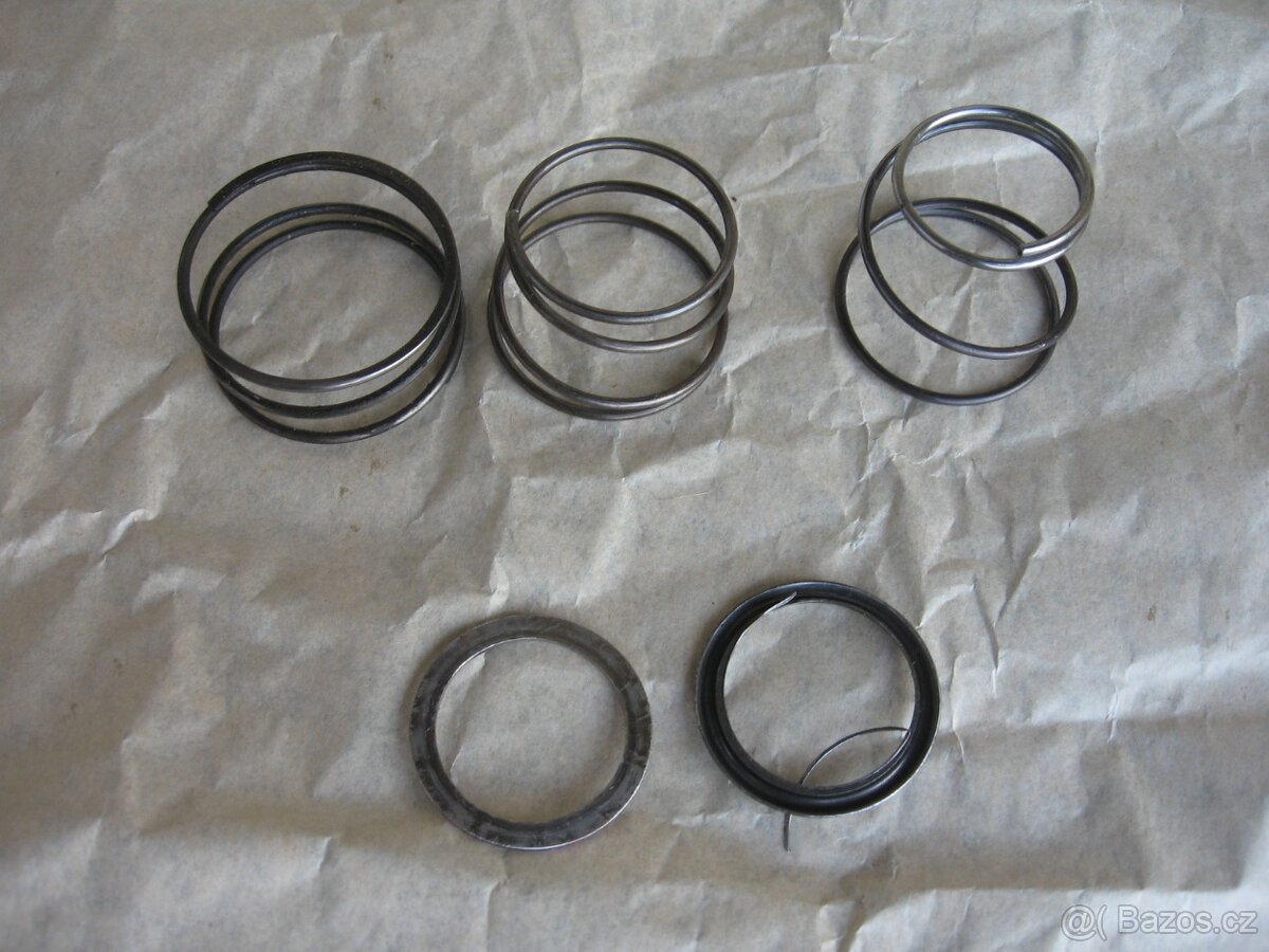 MZ 150 ETZ spojka - 7