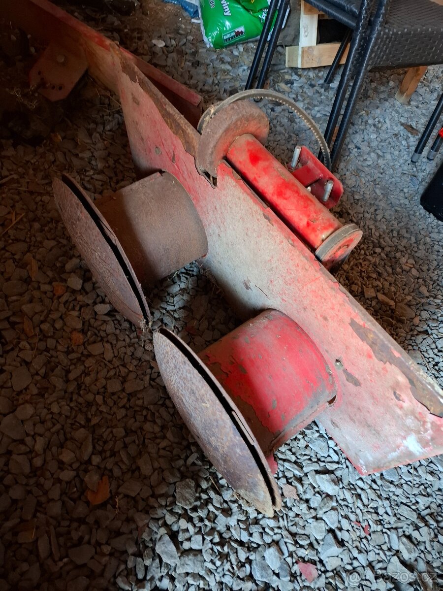 Kultivator s příslušenství - 7