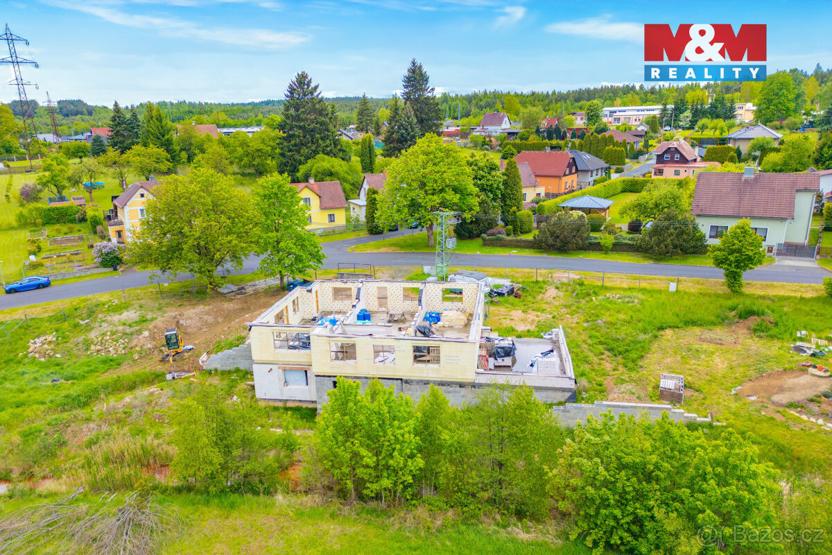 Prodej pozemku k bydlení, 1639 m², Lomnice, ul. Kraslická - 7