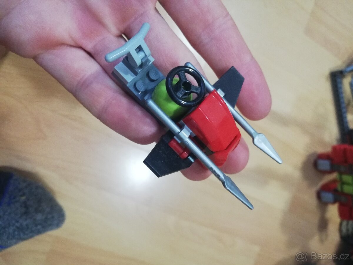 Lego Atlantis více setů: Výzkumné ústředí, Portál atlantidy - 7