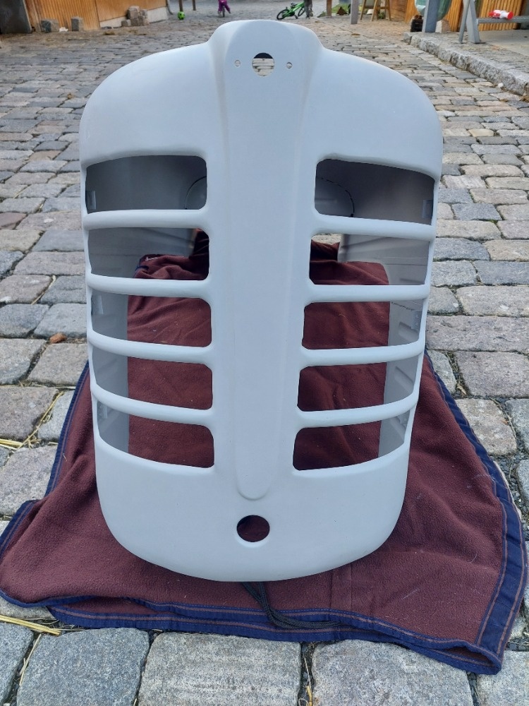 kapota zetor 3011 - 7