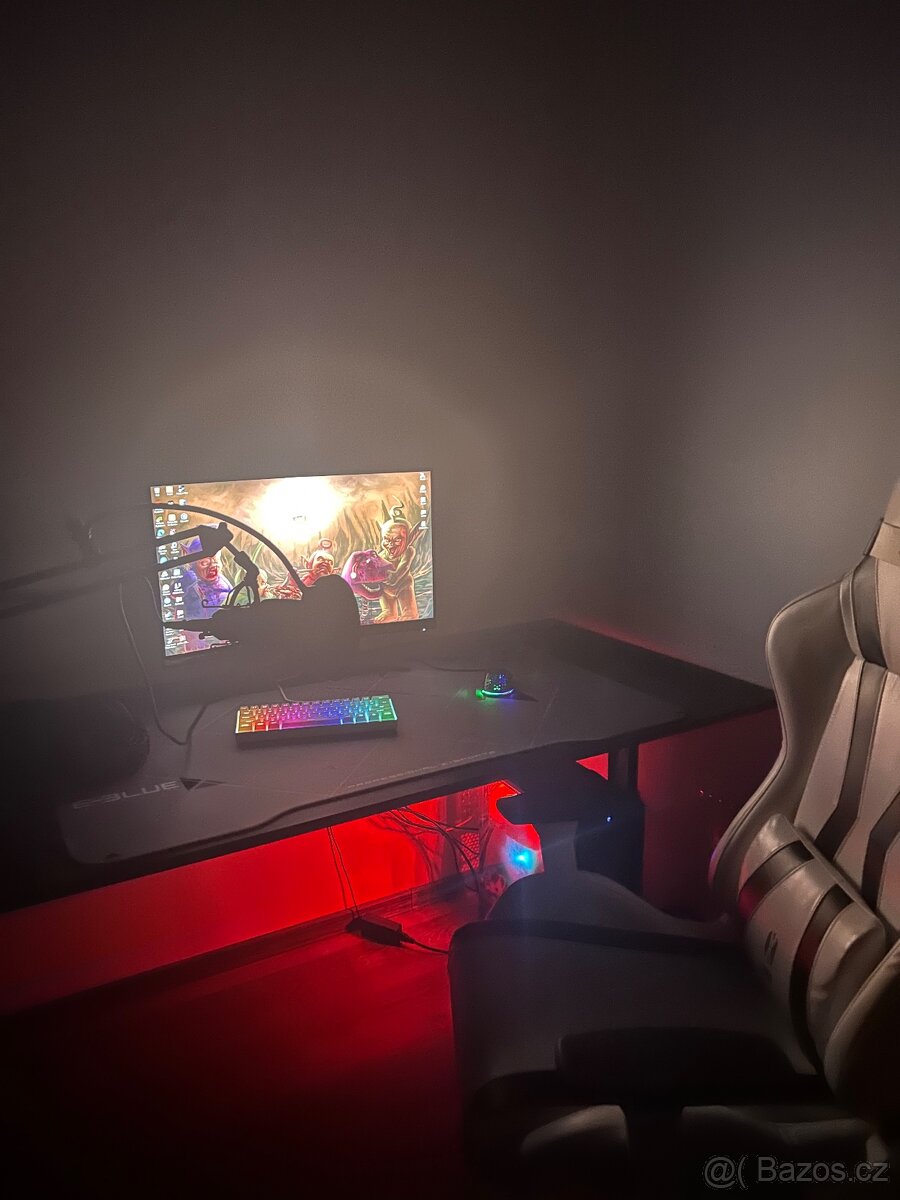 Kompletní herní setup - 7