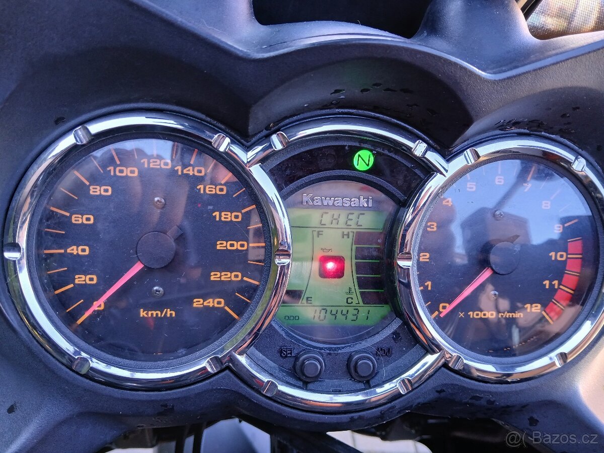 Kawasaki KLV 1000 - 7