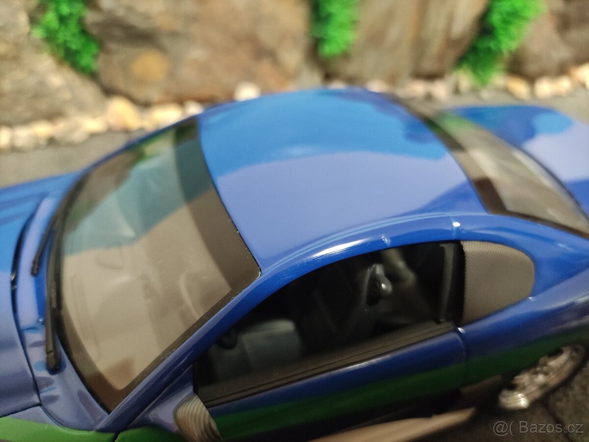 prodám model 1:18 ford mustang super stallion AUTOart - 7