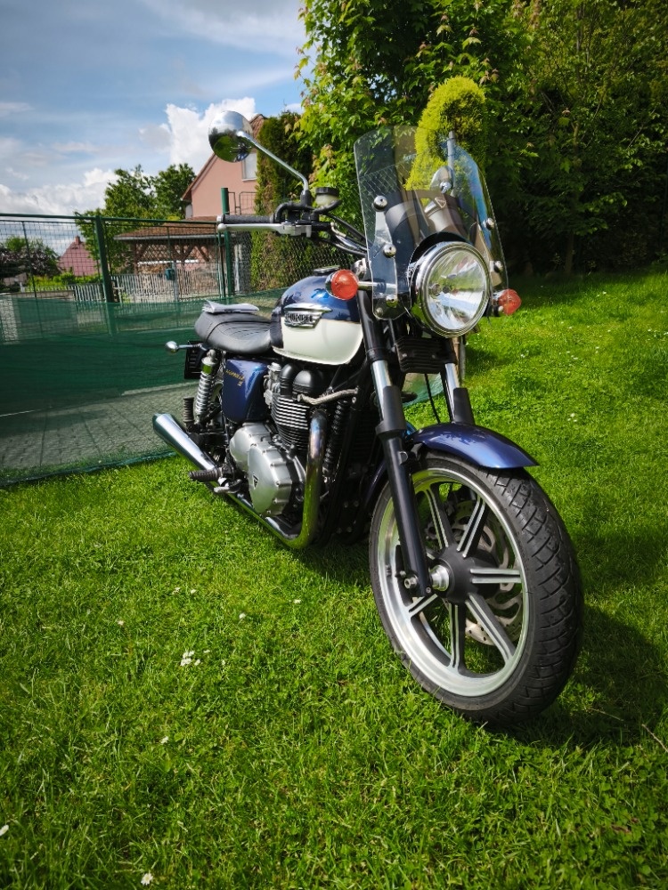 Triumph Bonneville SE (2012) TOP stav, po servisu VÝPRODEJ - 7