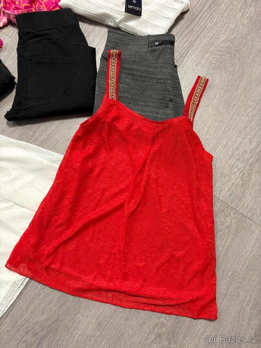 balík dámského oblečení - 7