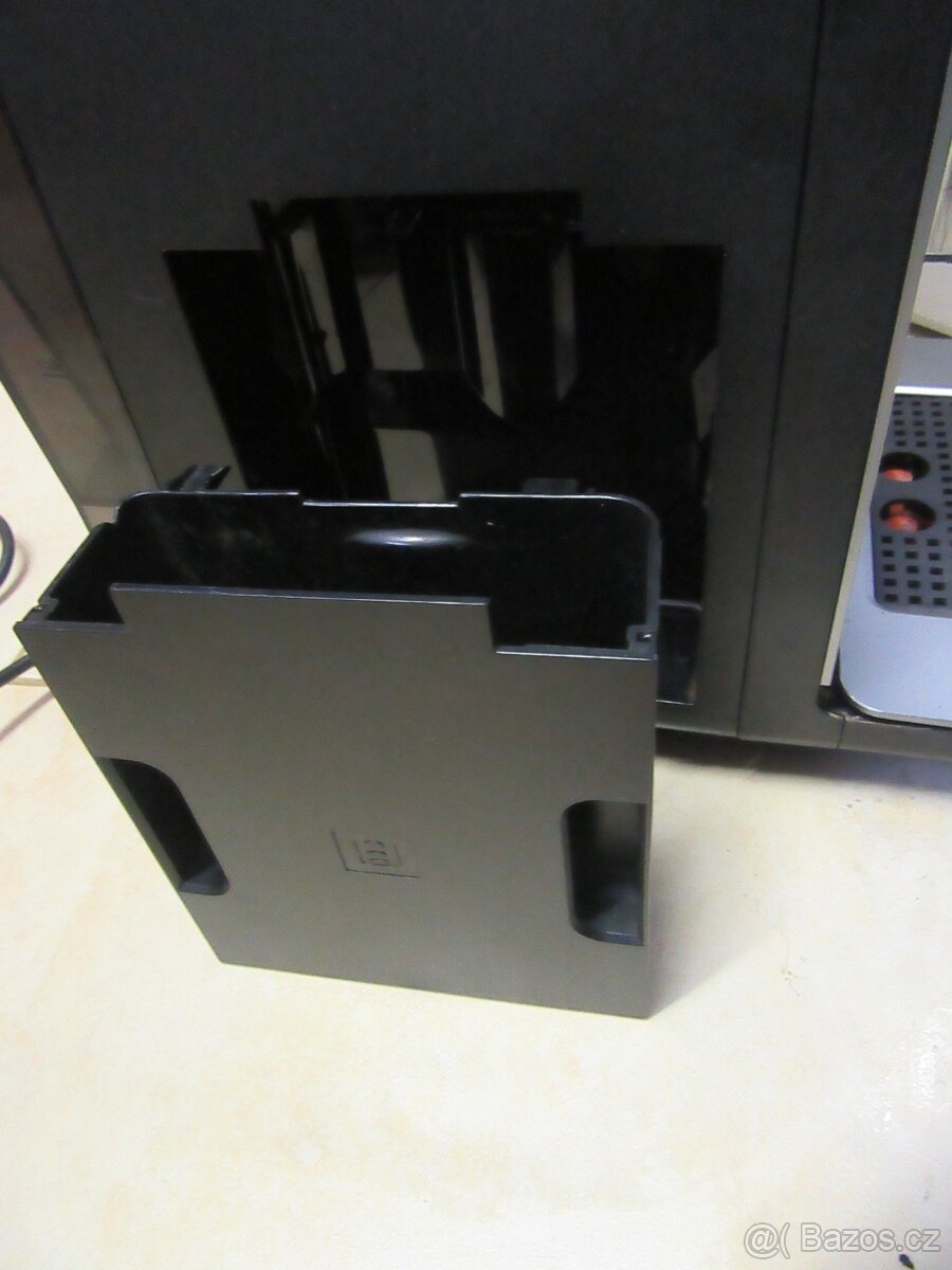 Nabízím kávovar Krups. Nefunkční. - 7