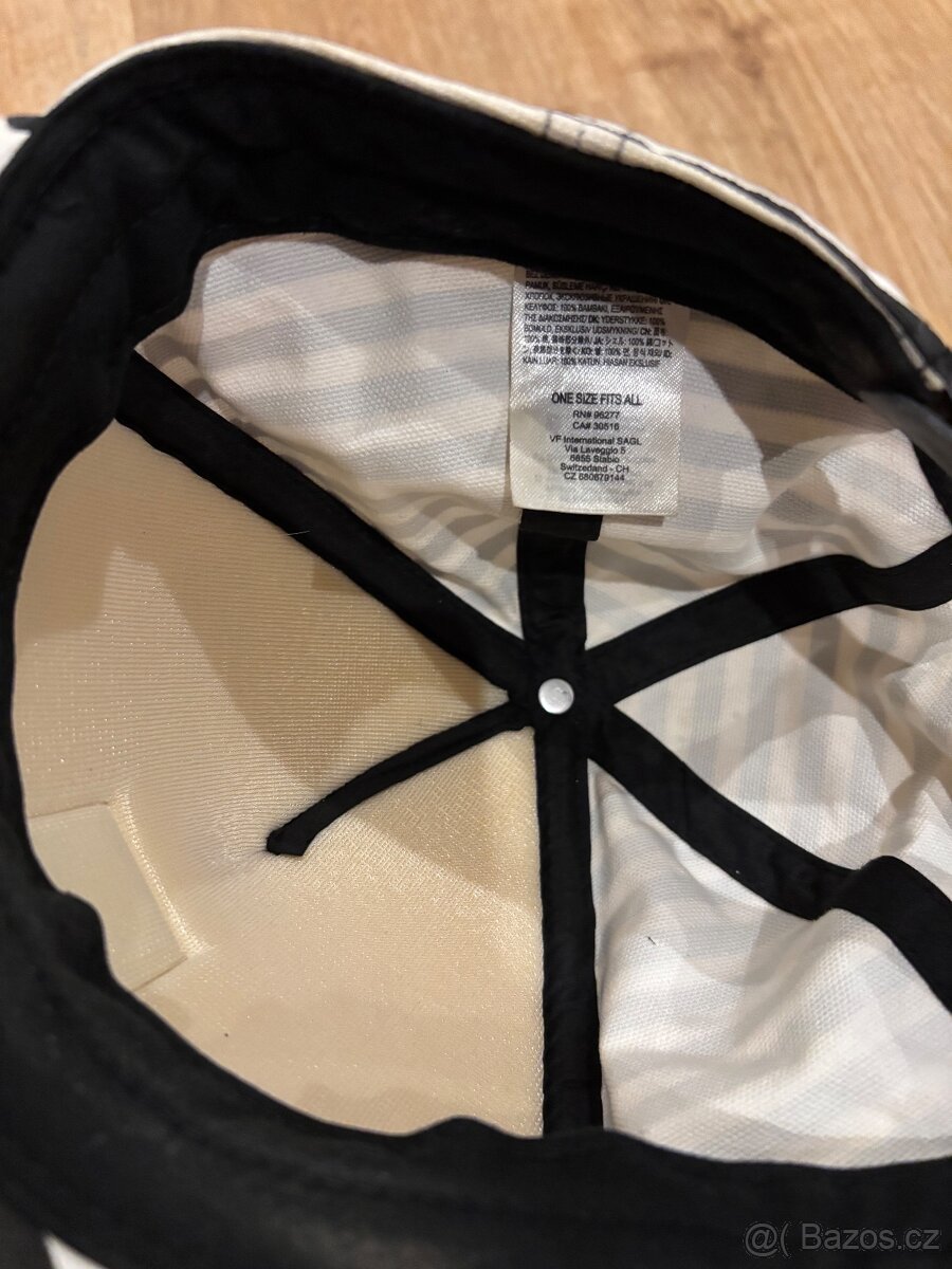 Černobílá snapback kšiltovka Vans - 7